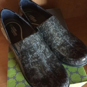 DANSKO work wonders slip resistant shoes